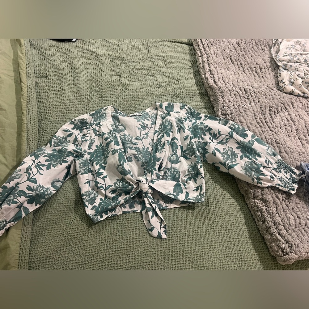 ABERCROMBIE TOP